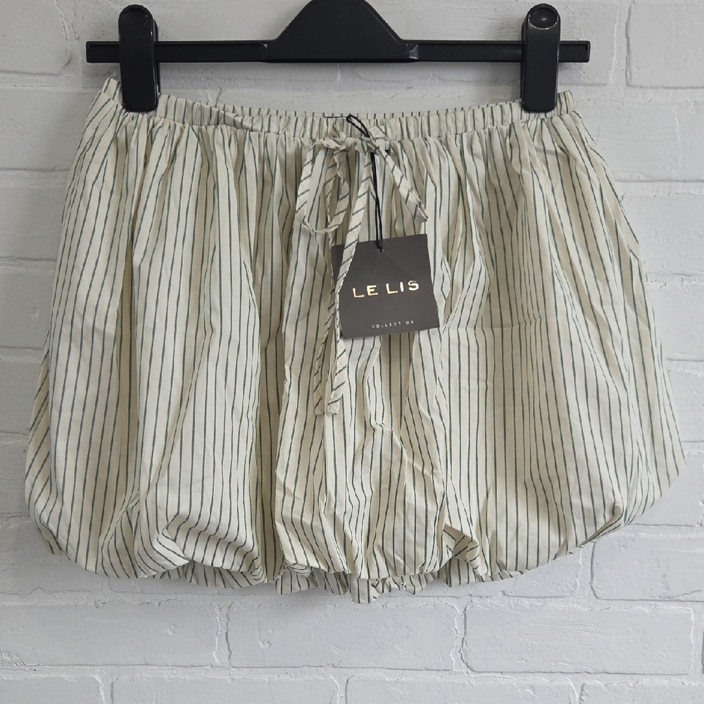 Le Lis Bubble Mini Skirt